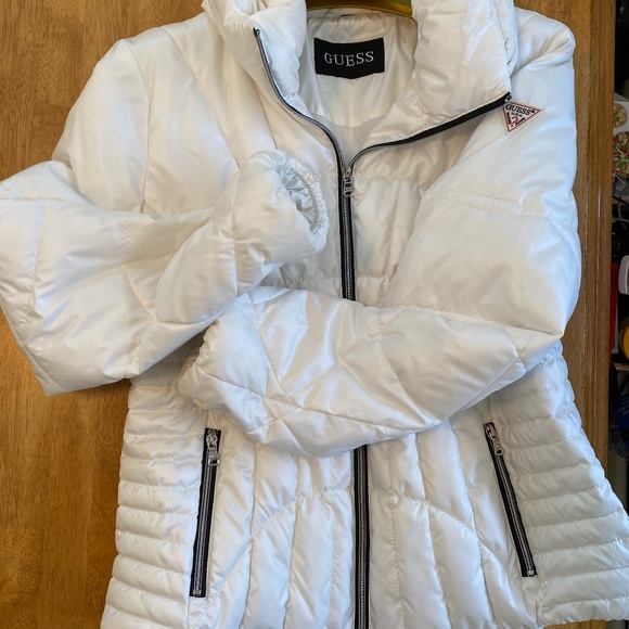 Guess Women’s Puffer Jacket - Picture 2 of 9